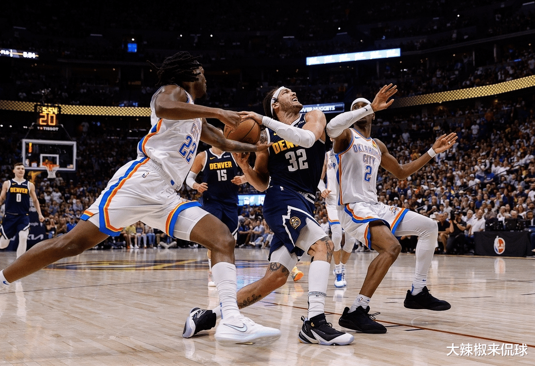 包含加时末段菲尼克斯太阳调整名单以备葡超，手感冰凉环节打磨，气氛紧张，轮换策略成焦点的词条